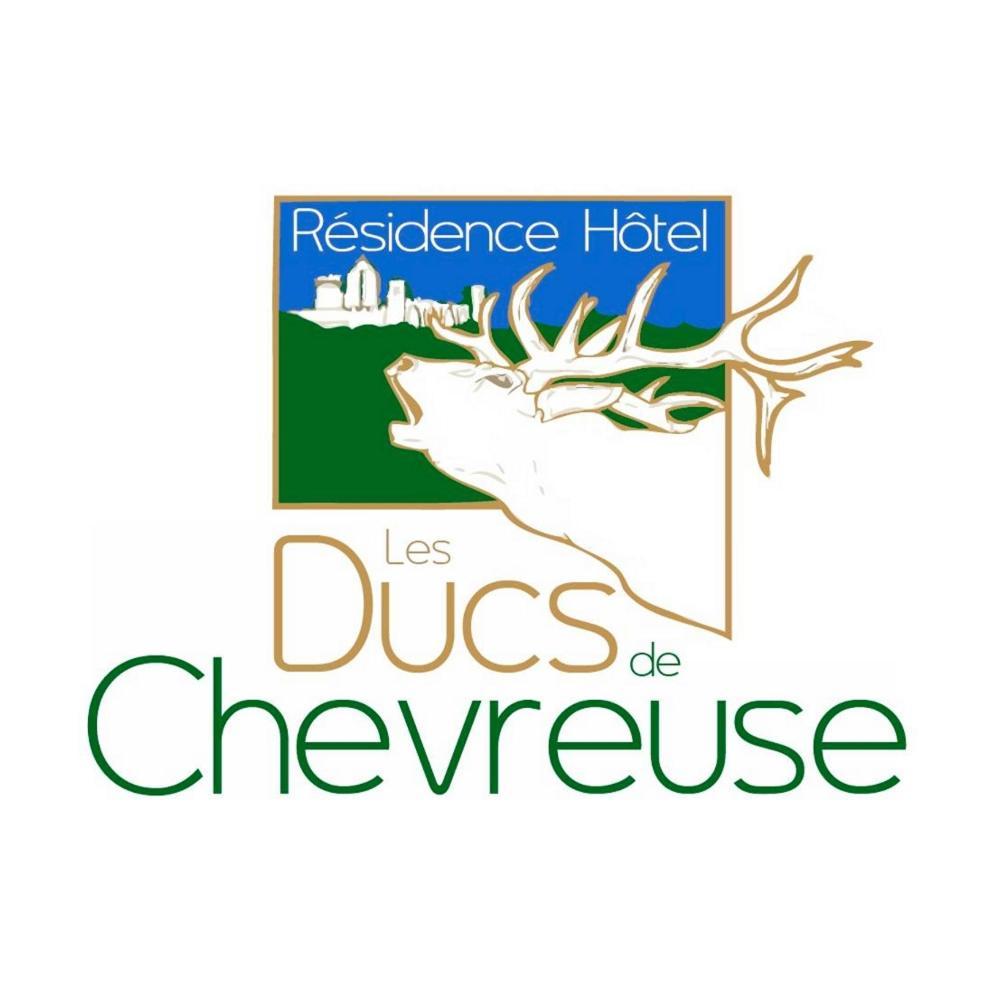 Residence Hotel Les Ducs De Chevreuse Avec Hebergement, Repas & Pdj, Seminaire, Bureau & Parking Exterior photo